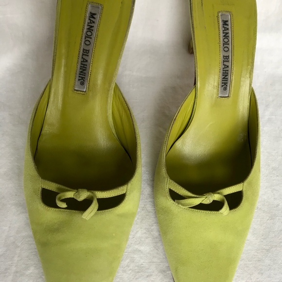 Manolo Blahnik Fresh Green Suede Mule Kittens - Picture 4 of 8
